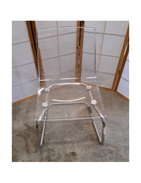 cadira transparent